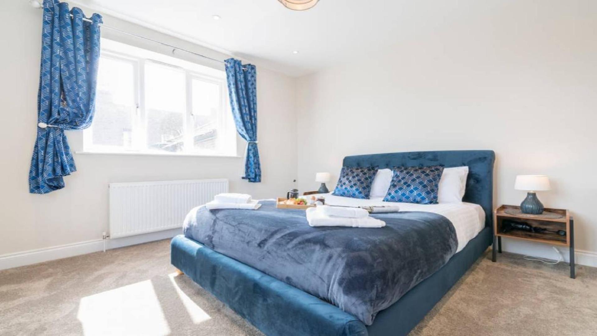 South Quay Penthouse - 2 Bed Апартаменты